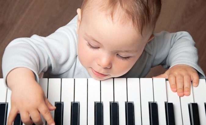 Muzikiniai užsiėmimai kūdikiams – kodėl verta? I dalis