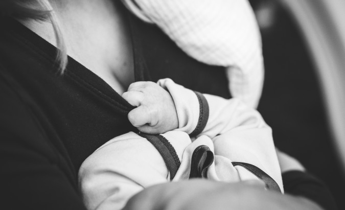 Mastitas dažnesnis pirmą kartą pagimdžiusioms moterims