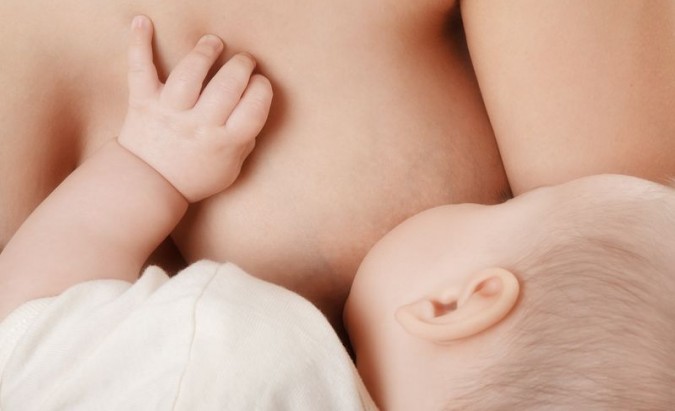 Taisyklingas žindymas. Pataria laktacijos konsultantė Daiva Šniukaitė-Adner