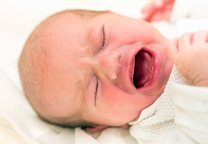 1 fazė – kūdikio verksmas, šauksmas