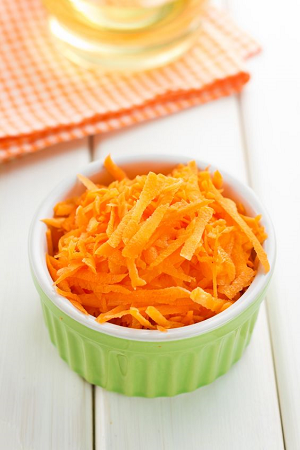 Laikantis japoniškos dietos galima valgyti morkas