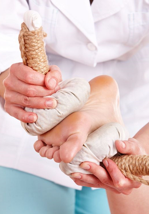 Neramių kojų sindromas gali būti gydomas kompresais